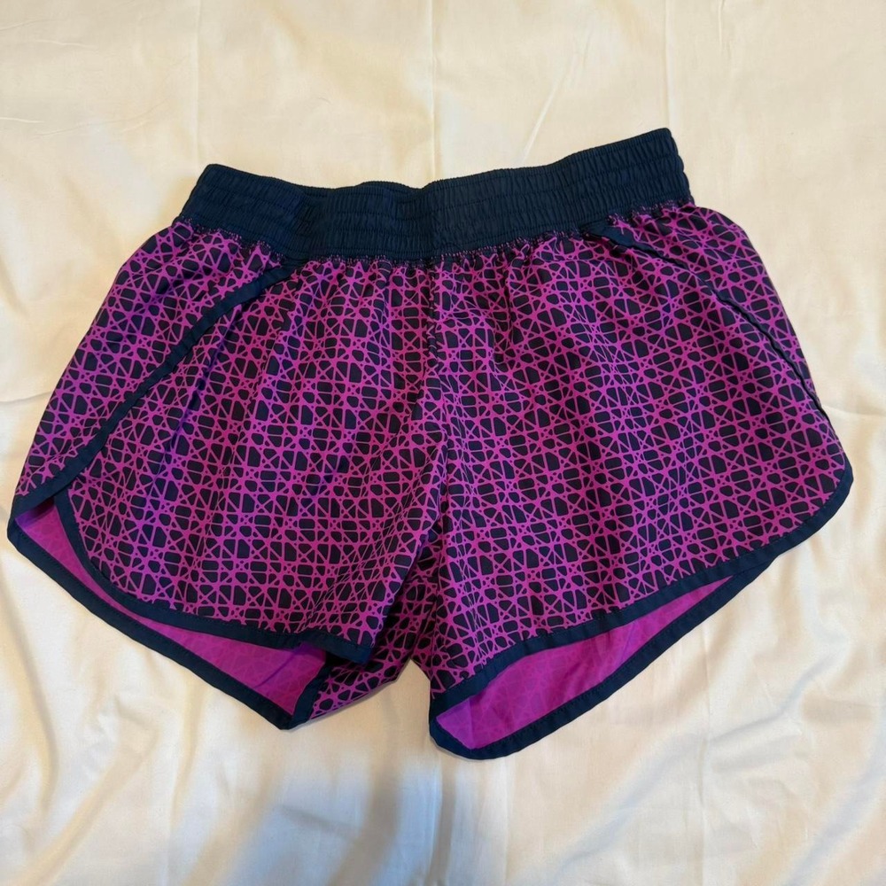 Champion women M Running Shorts Purple Geometric Lined Gym Activewear